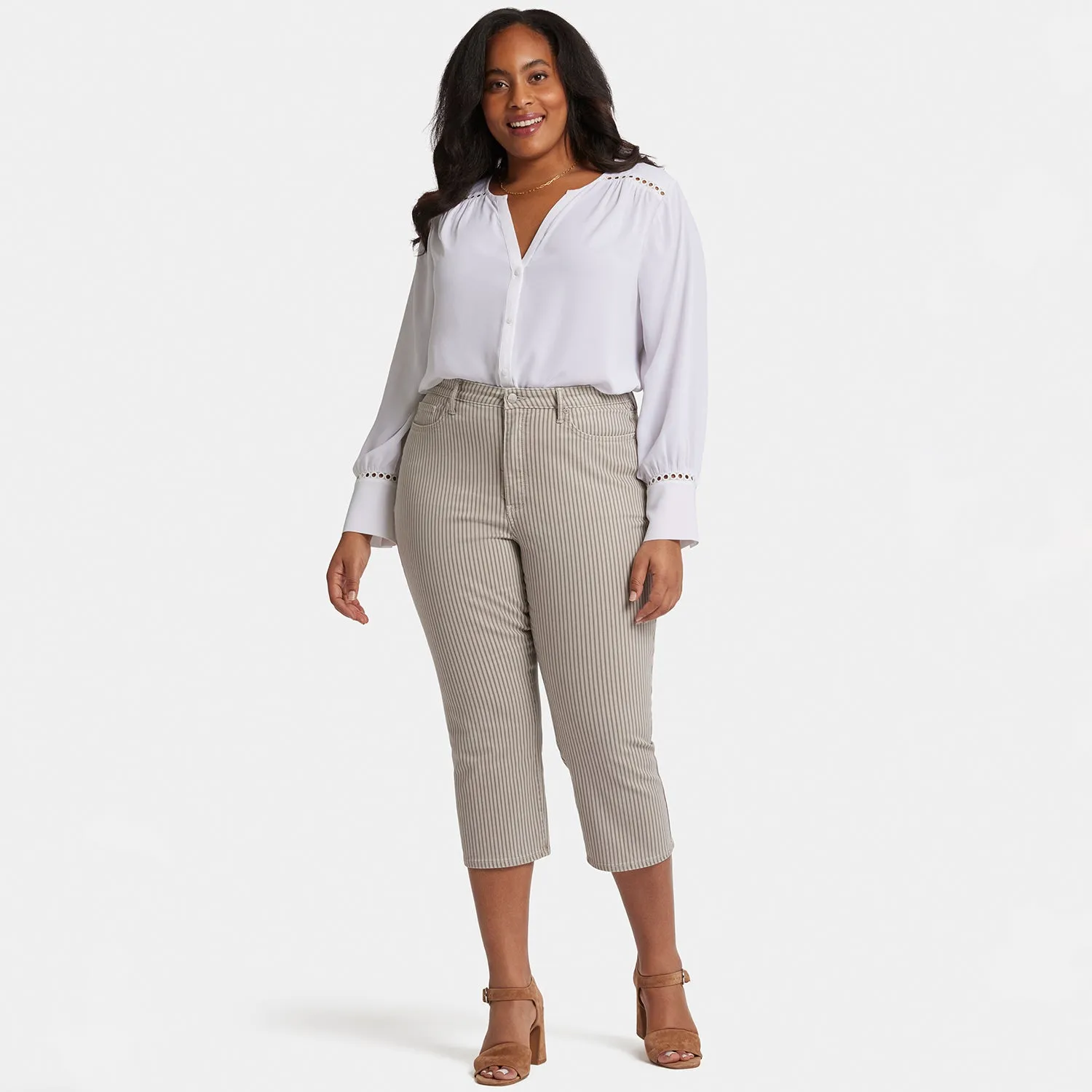 Joni Relaxed Capri Jeans In Plus Size - Sandbar Stripe